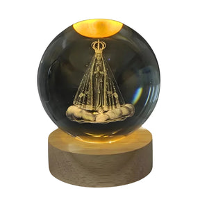 Luminária LED de Cristal Nossa Senhora Aparecida – Base de Madeira